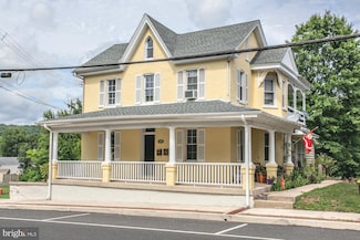 192 Main St, Schwenksville, PA 19473
