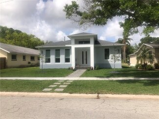 4710 14th St N, St. Petersburg, FL 33703