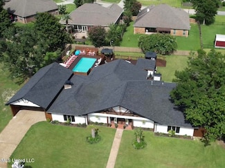 416 Woodland Park Dr, Biloxi, MS 39531