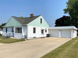 2715 8 1 2 St, Monroe, WI 53566