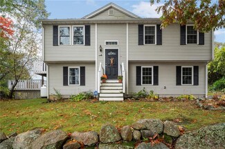 4 Battey Dr, Greenville, RI 02828