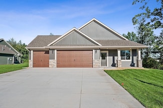 4786 384th St, North Branch, MN 55056