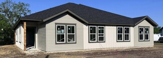 372 N Dallas St, Palmer, TX 75152