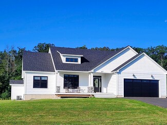 417 Blane Cir, Pembroke, NH 03275