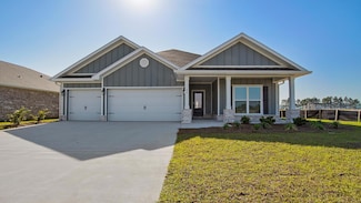 44 Great Horned Owl Ct, Freeport, FL 32439