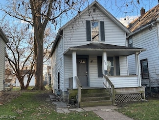 348 11th St, Elyria, OH 44035