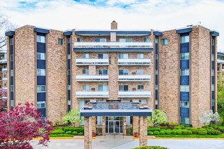 2112 Acacia Park Dr Unit 109, Cleveland, OH 44124