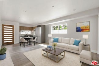 716 W 41st Place Unit 1, Los Angeles, CA 90037