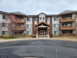 2155 6th Ln SE Unit 212, Cambridge, MN 55008