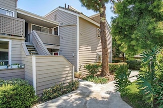 1063 Shadowridge Dr Unit 26, Vista, CA 92081