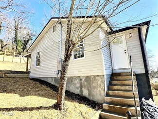 897 Lynn Garden Dr, Kingsport, TN 37665