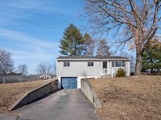 70 Alder Dr, Nashua, NH 03060