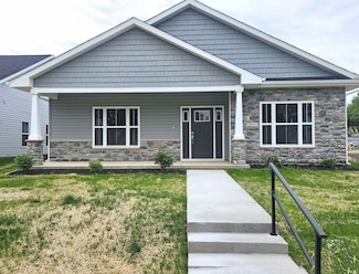 1107 E Wabash St, Frankfort, IN 46041