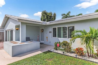 6847 NW 27th Way, Fort Lauderdale, FL 33309