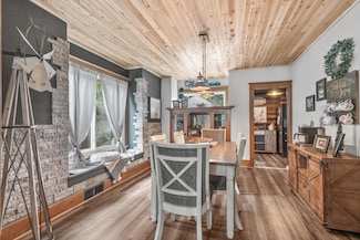 114 S Grand Ave, Waukesha, WI 53186