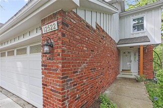 12522 W 105th Terrace, Lenexa, KS 66215