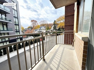 116-11 E Curzon Rd Unit 1A, Kew Gardens, NY 11418