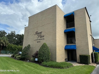 4975 San Jose Blvd Unit 208, Jacksonville, FL 32207