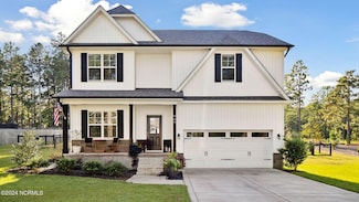 469 Gretchen Rd, West End, NC 27376