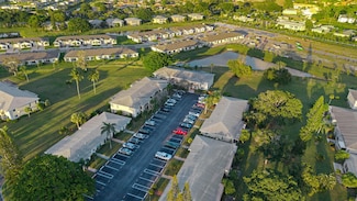 13755 Flora Place Unit B, Delray Beach, FL 33484