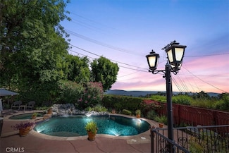 17861 Cathedral Place, Encino, CA 91316