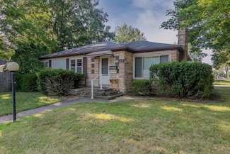 3127 Grace Rd, Kalamazoo, MI 49006
