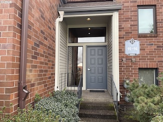 14811 NE Sacramento St Unit 93, Portland, OR 97230