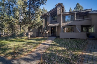 17658 Tennis Village Unit 40, Sunriver, OR 97707