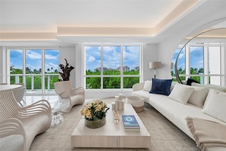 100 S Pointe Dr Unit TH13, Miami Beach, FL 33139