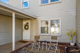 385 Hilton Dr, Glendale Heights, IL 60139