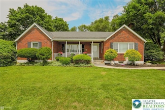 5755 Green Pond Rd, Easton, PA 18045