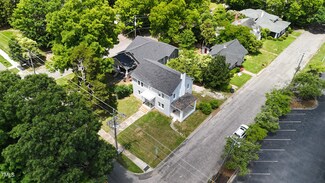1102 S Garnett St, Henderson, NC 27536