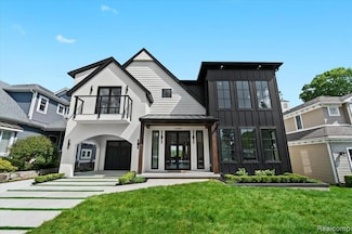 13459 Haddon St, Fenton, MI 48430