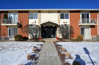 8824 Jody Ln Unit 207G, Des Plaines, IL 60016