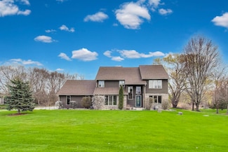 23883 W Sarah Ct, Antioch, IL 60002