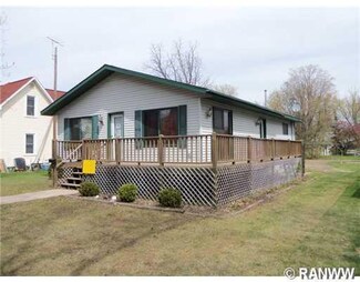 306 W Hazel St, Spooner, WI 54801