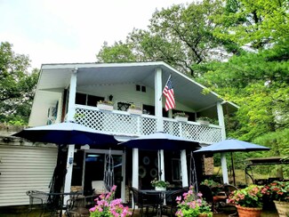 2163 Eilers Dr, Whitehall, MI 49461