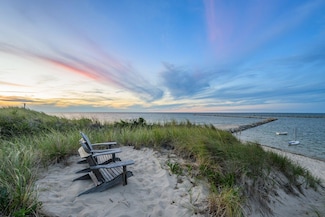 40 Harbor Rd, Dennis, MA 02660