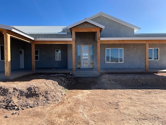 2 Ashley G Ln, Ranchos de Taos, NM 87557
