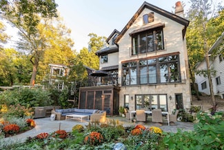 3414 Lake Mendota Dr, Madison, WI 53705