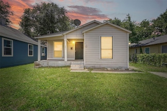 3831 Kynard St, Dallas, TX 75215