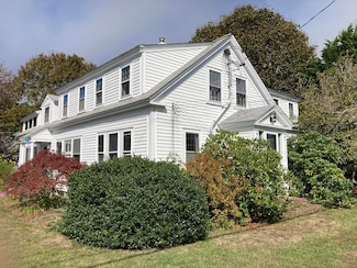 109 Sea St, Quincy, MA 02169