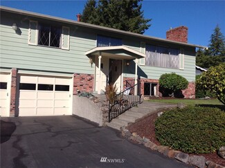 32111 10th Ave S, Federal Way, WA 98003