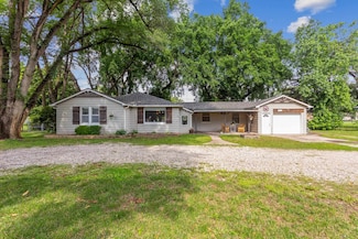 5465 N Athenian Ave, Wichita, KS 67204