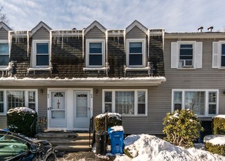 64 Grant St Unit 64, Waltham, MA 02451