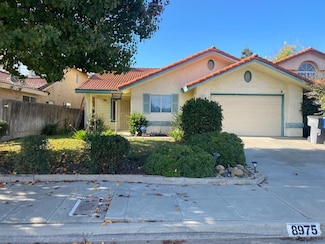 8975 N Chance Ave, Fresno, CA 93720