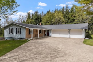 W4415 Park Square S, Random Lake, WI 53075