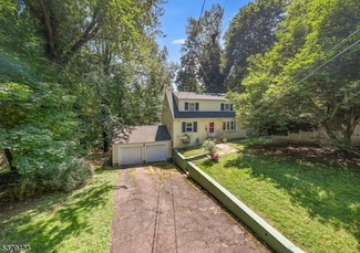 160 Springfield Ave, Summit, NJ 07901
