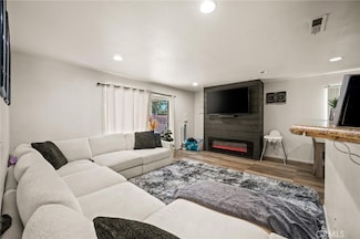 43826 Beech Ave, Lancaster, CA 93534