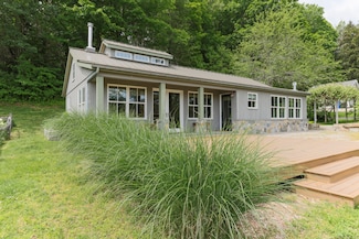 3700 Durham Rd, Guilford, CT 06437